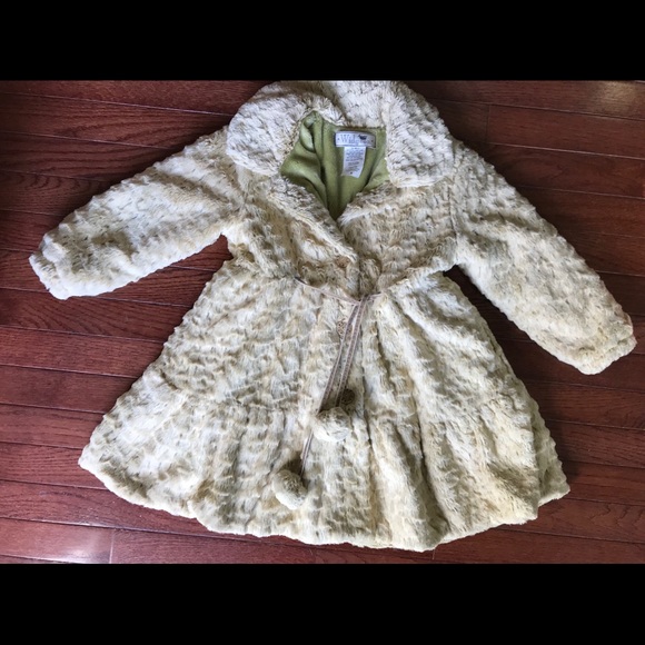 Faux fur toddler girl Widgeon brand coat - Picture 3 of 3